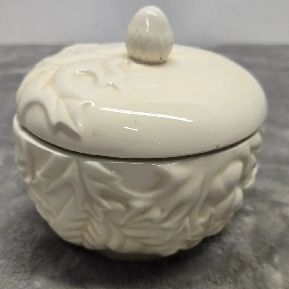 Hallmark Ceramic Candle Jar with Lid Embossed Leaf Acorn Cream Ivory Decor 4in